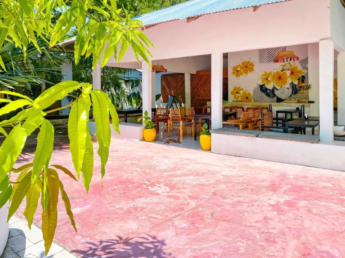 Papaya Guest House 南威 外观 照片